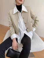 Load image into Gallery viewer, Boxy Pocket Light Jacket in Khaki
