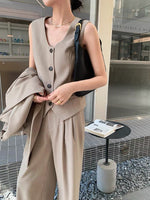 Load image into Gallery viewer, Contrast Button Tuxedo Vest in Mocha