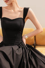 Load image into Gallery viewer, Sweetheart Bustier Flare Maxi Dress in Black