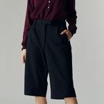 Load image into Gallery viewer, Elen Tailored Bermudas in Black