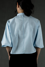 Load image into Gallery viewer, Cotton Poplin Blouson Sleeve Shirt in Grey