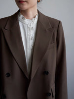 Load image into Gallery viewer, Curve Hem Relaxed Blazer in Brown