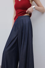 Load image into Gallery viewer, Wide Leg Zip Chambray Trousers in Navy