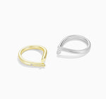 Load image into Gallery viewer, Gold Point Diamante Ring