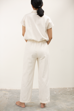 Load image into Gallery viewer, Linen Straight Cut Pants in White