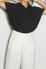 Load image into Gallery viewer, Linen Blend V-Collar Top in Black