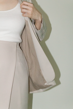 Load image into Gallery viewer, Japanese Twill Tailored Blazer in Oat