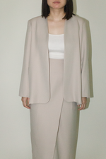 Load image into Gallery viewer, Japanese Twill Tailored Blazer in Oat