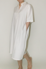 Load image into Gallery viewer, Tencel Cotton Button Collar Dress in White