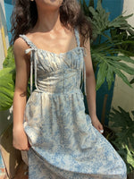 Load image into Gallery viewer, Gigi Toile Floral Midaxi Dress in Blue