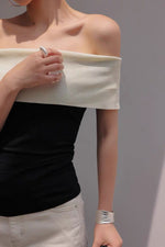 Load image into Gallery viewer, Contrast Off Shoulder Top in Black/Cream
