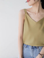 Load image into Gallery viewer, Wide Strap V Camisole Top in Olive