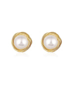Load image into Gallery viewer, Gold Pearl Edge Stud Earrings
