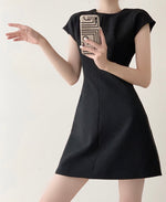 Load image into Gallery viewer, Brooklyn Cap Sleeve Pocket Dress in Black