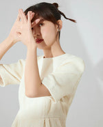 Load image into Gallery viewer, Gold Pearl Edge Stud Earrings