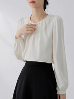 Load image into Gallery viewer, Pankou Button Long Sleeve Blouse in Cream