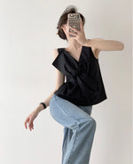 Load image into Gallery viewer, Meyer Origami Bow Top in Black