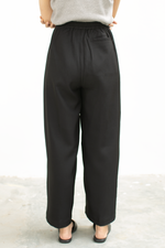 Load image into Gallery viewer, Semiwool Crease Pants in Black