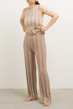 Load image into Gallery viewer, Knit Stripe Pattern Top in Brown