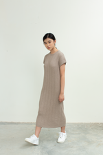 Load image into Gallery viewer, Textured Knit Midi Dress in Brown