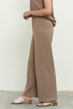 Load image into Gallery viewer, Knit Long Pants in Brown