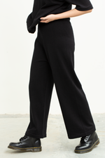 Load image into Gallery viewer, Knit Long Pants in Black