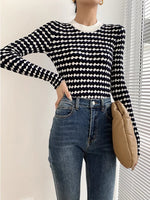 Load image into Gallery viewer, Wavy Long Sleeved Top- Navy