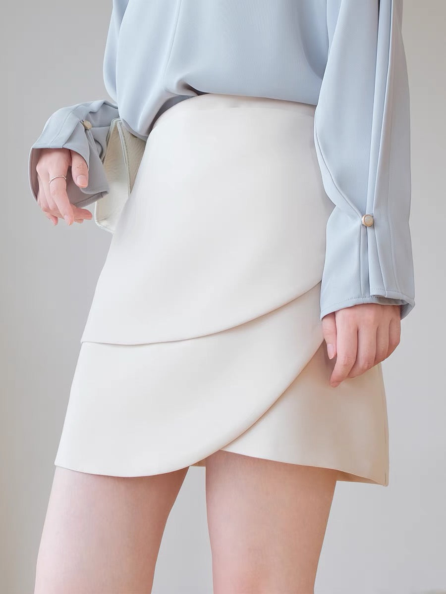 Tier Curve Skirt in Cream