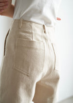 Load image into Gallery viewer, Wide Leg Pocket Denim Shorts in Cream