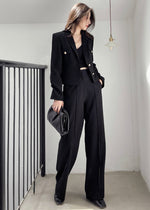 Load image into Gallery viewer, Burro Boxy Cropped Jacket in Black
