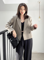 Load image into Gallery viewer, Truppe Contrast Button Cropped Blazer - Greige
