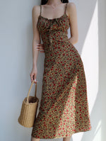 Load image into Gallery viewer, Lili Vintage Tie Strap Slit Dress in Green