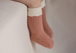 Long Scallop Socks [2 colours]