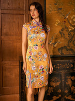 Load image into Gallery viewer, Floral Slit Mid Cheongsam in Yellow
