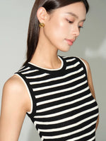 Load image into Gallery viewer, Striped Cropped Knit Tank Top in Black/White
