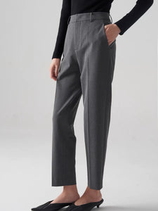 Cropped Line Pants in Grey