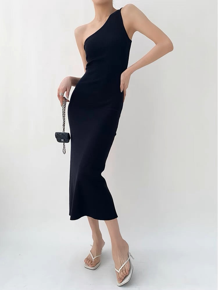 Toga Midi Dress in Black LEXI + LOU Toga Midi Dress in Black LEXI + LOU