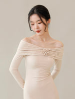 Load image into Gallery viewer, Off Shoulder Rose Flare Maxi Dress [2 Colours]
