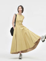 Load image into Gallery viewer, Floral Flare Pocket Maxi Dress in Yellow

