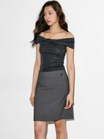 Load image into Gallery viewer, Tencel Off Shoulder Twist Top in Grey
