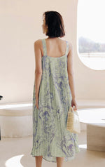 Load image into Gallery viewer, Printed Pleated Trapeze Dress in Green
