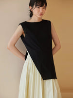 Load image into Gallery viewer, Sleeveless Side Slit Top in Black
