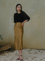 Load image into Gallery viewer, Textured Mermaid Slip Skirt in Gold
