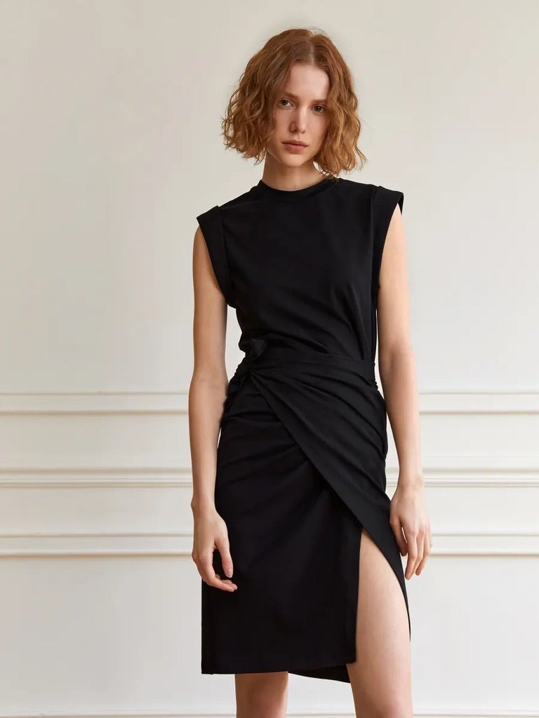 Sleeveless Boxy Wrap Dress in Black