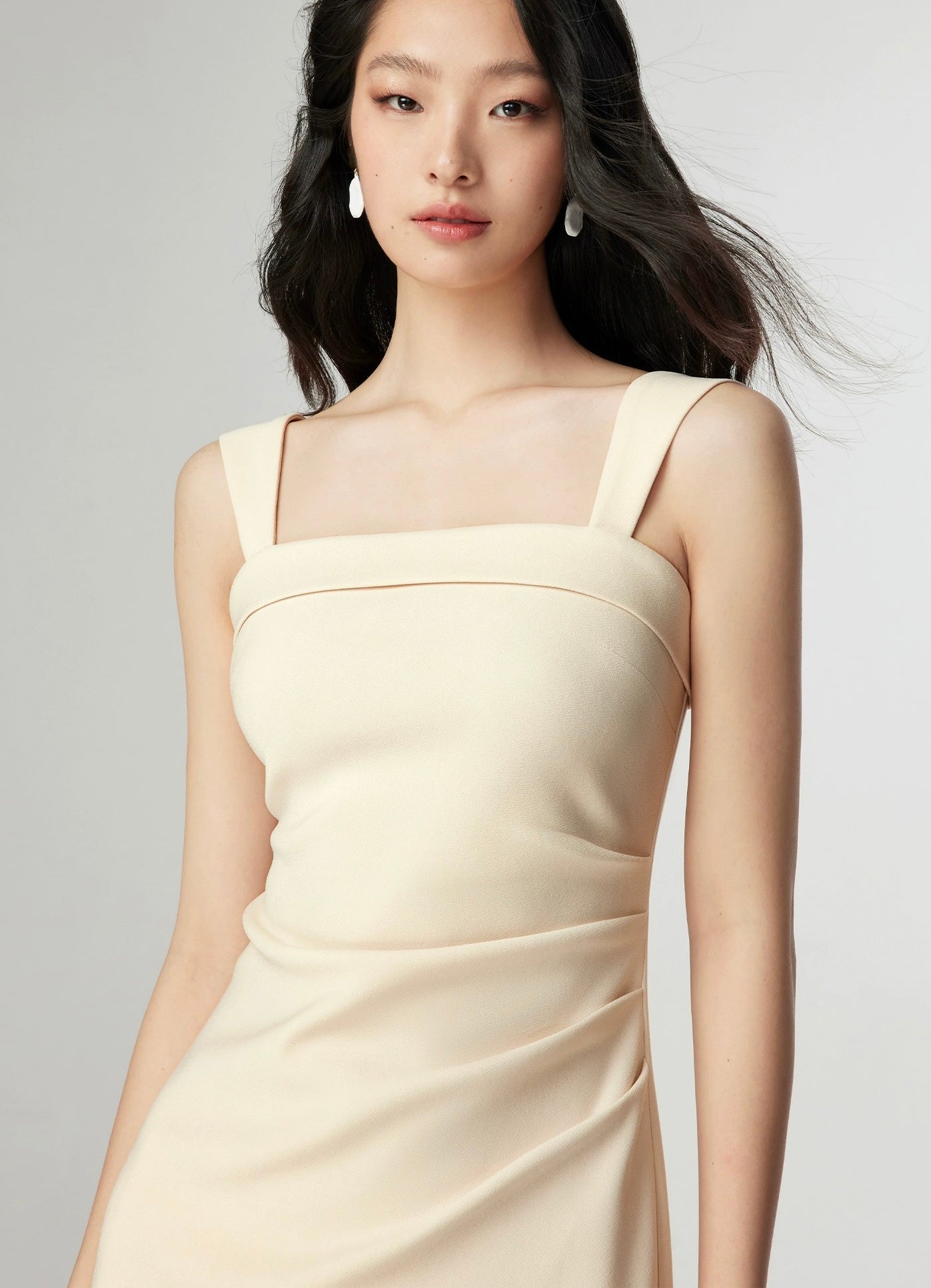 Sleeveless Shift Dress [2 Colours]