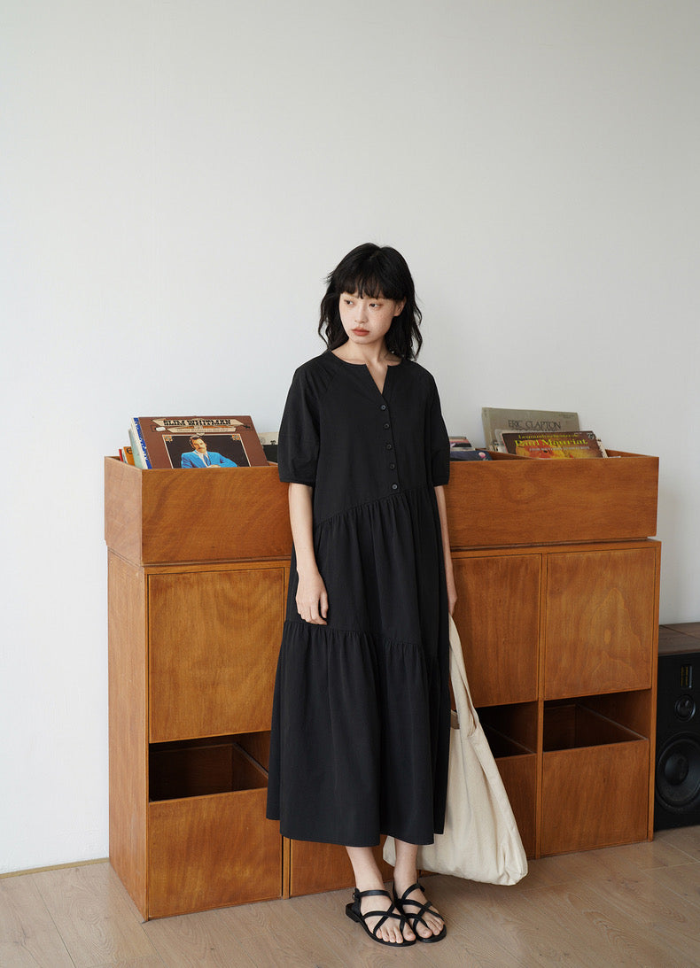 Relaxed Pocket Maxi Dress in Black