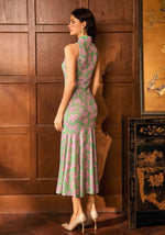 Load image into Gallery viewer, Floral Stretch Mermaid Cheongsam in Green

