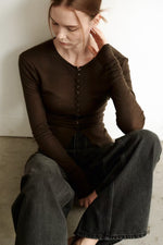 Load image into Gallery viewer, Korean Magie Tencel Blend Stretch Button Top in Brown

