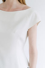 Load image into Gallery viewer, Korean Rumi Tailored Top [2 Colours]
