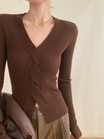 Load image into Gallery viewer, Ribbed Braid Top in Brown
